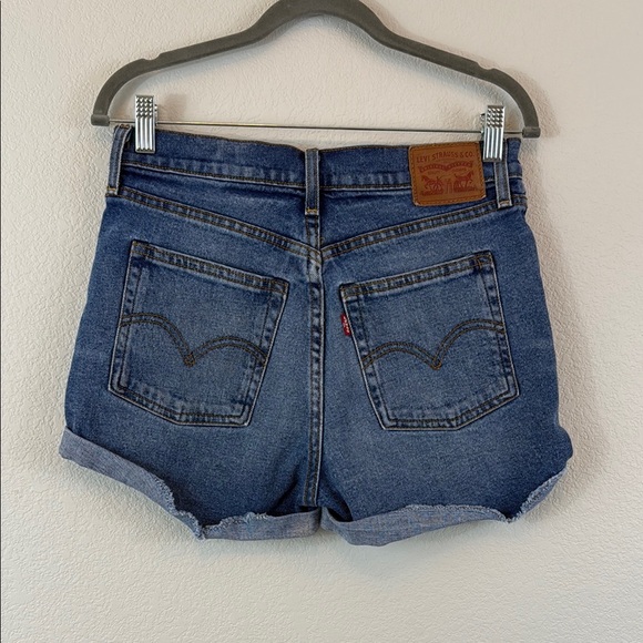 Levi’s Blue High-Waisted Jean Shorts with Rolled Cuffs Size 28 - Picture 3 of 8